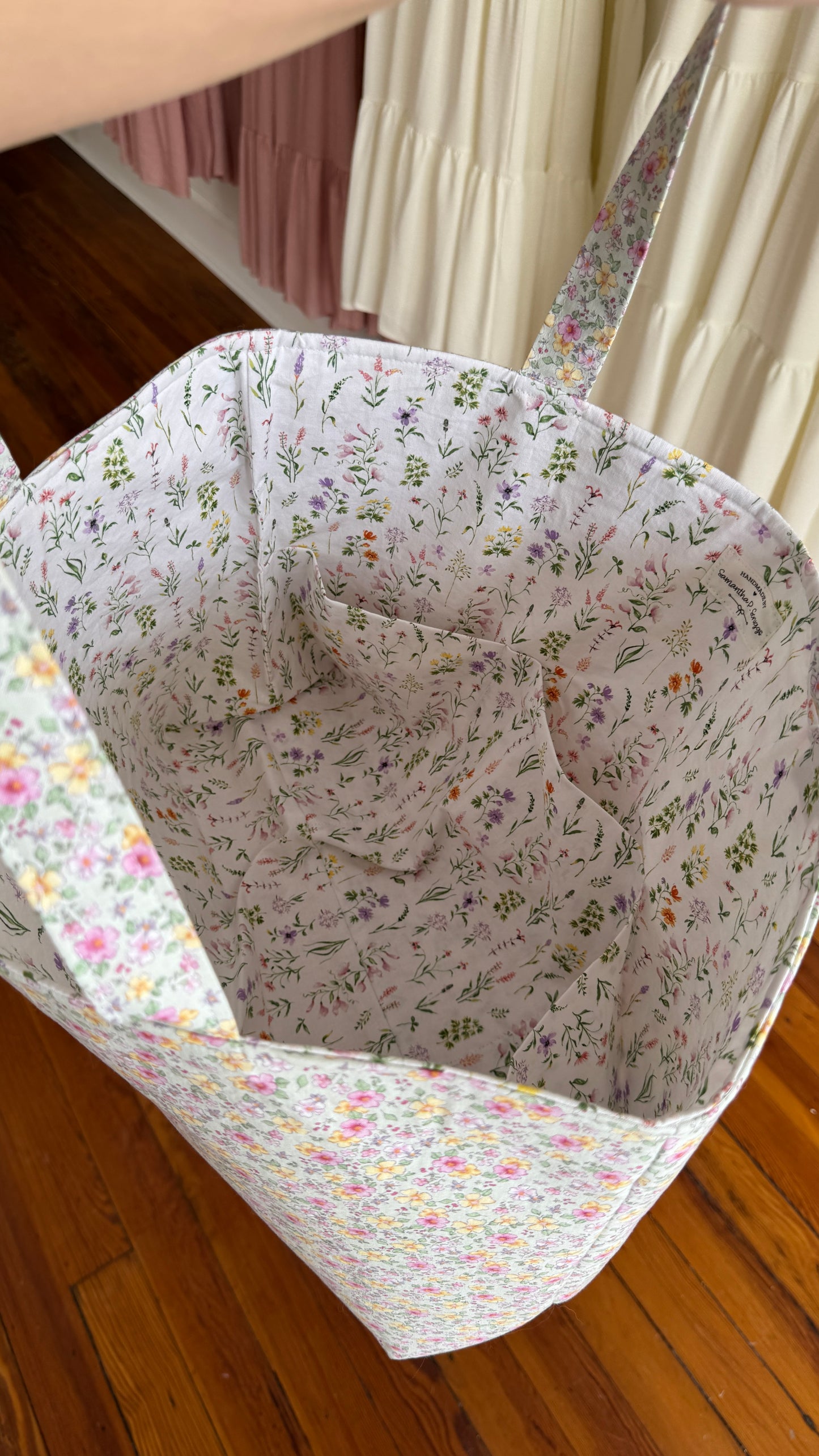 Handmade By Samantha XL Tote Bag: Wildflower Lining