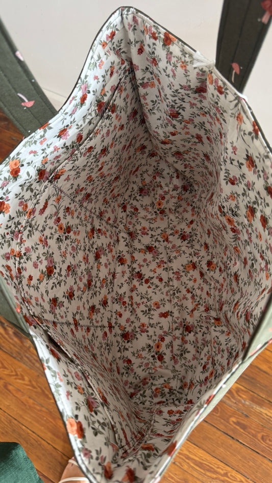 Handmade By Samantha XL Tote Bag: Enchanted Forest 2 With Bow Tie Closure