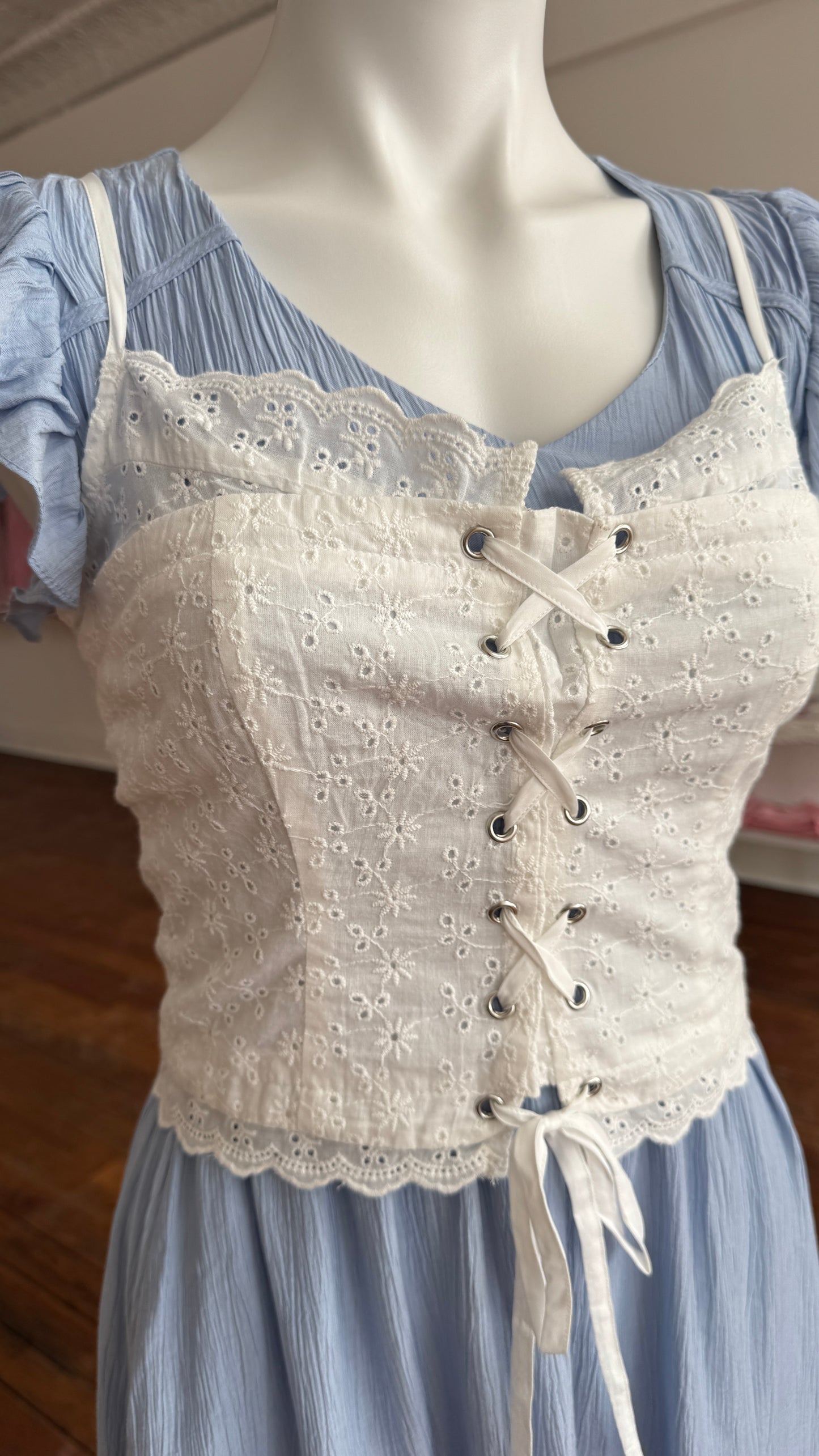 Embroidered Eyelet Lace Up Crop Top