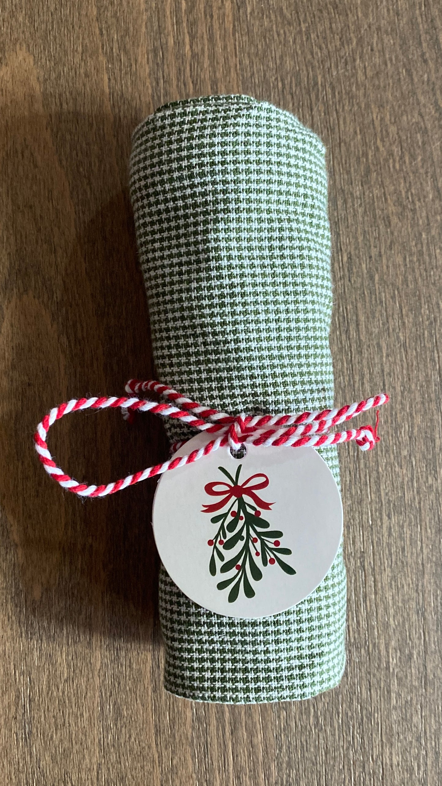 Mistletoe Towels