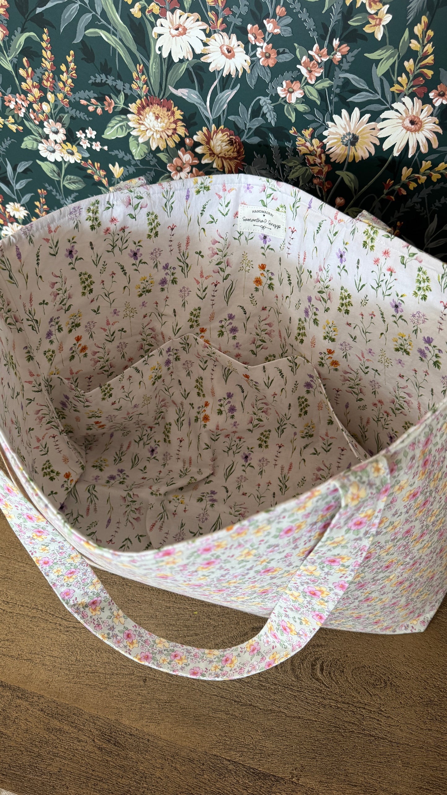 Handmade By Samantha XL Tote Bag: Wildflower Lining