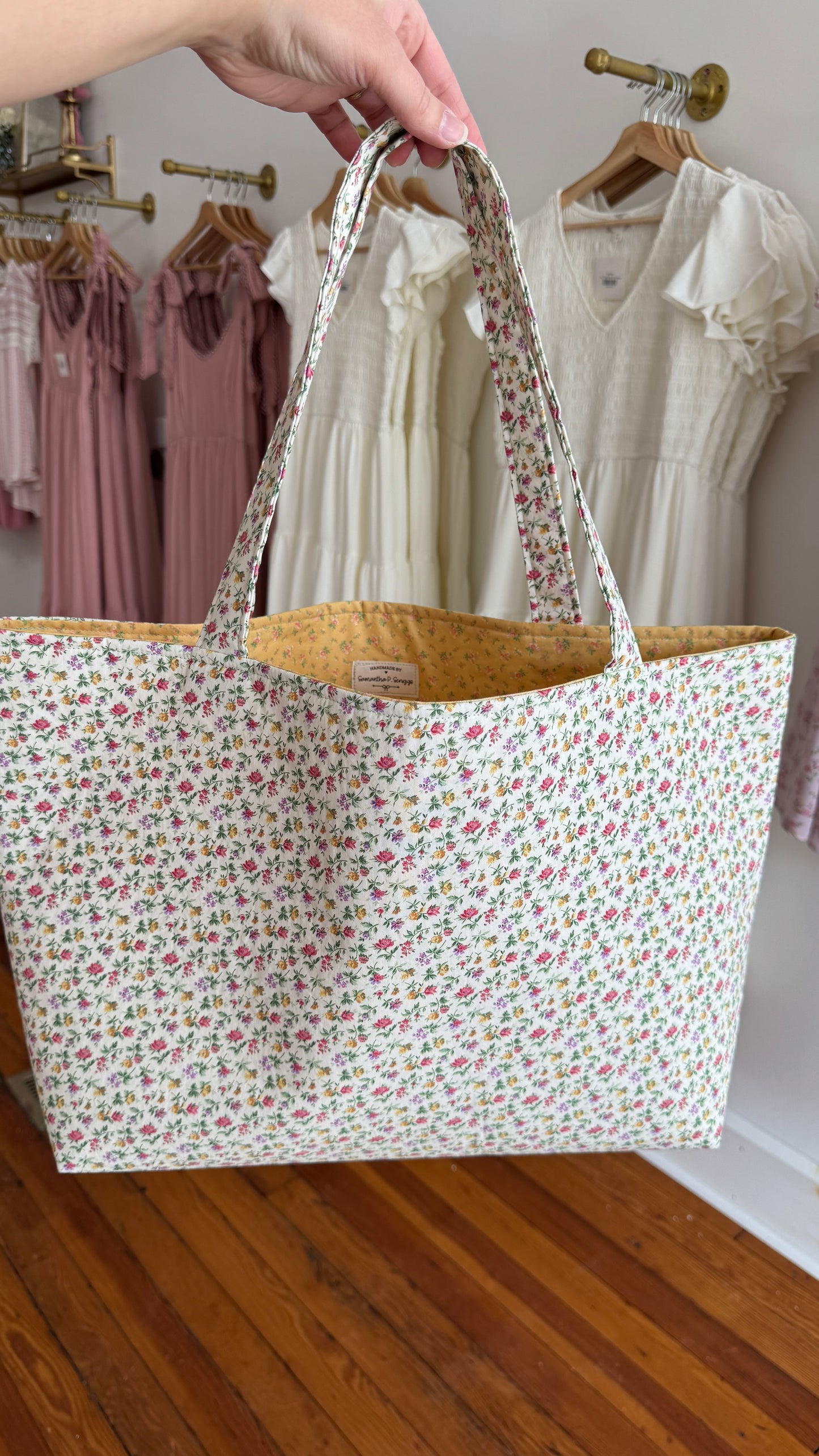 Handmade By Samantha XL Tote Bag: Vintage Floral