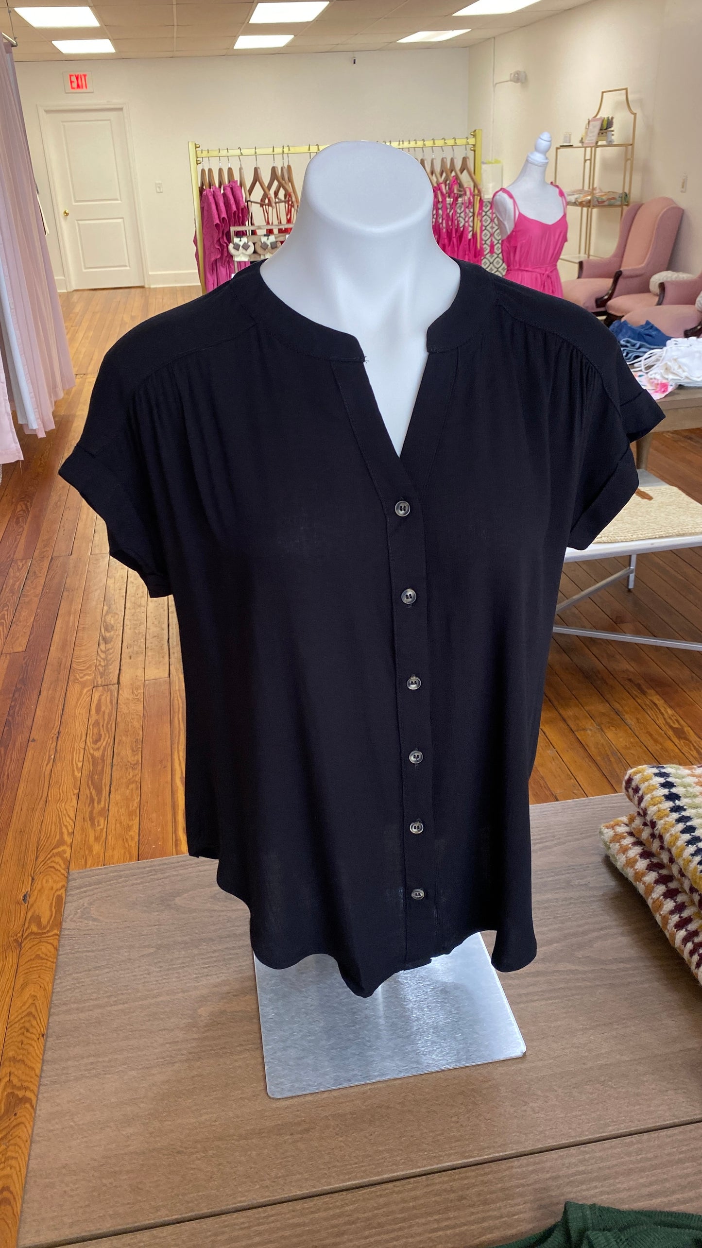 Button Up V-Neck Top: Small-3XL