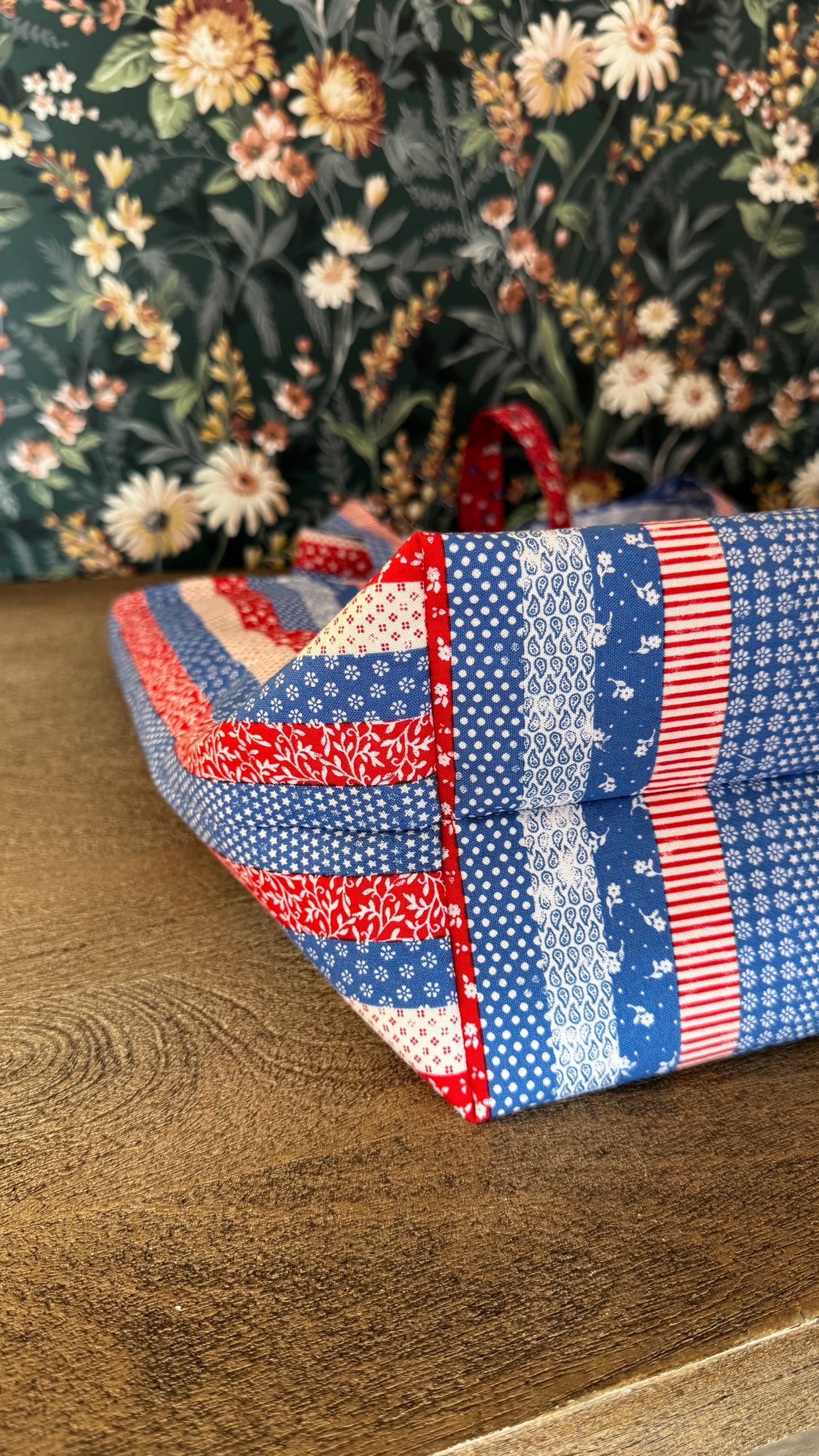 Handmade By Samantha XL Tote Bag: Americana Stripes With Bow Tie Closure