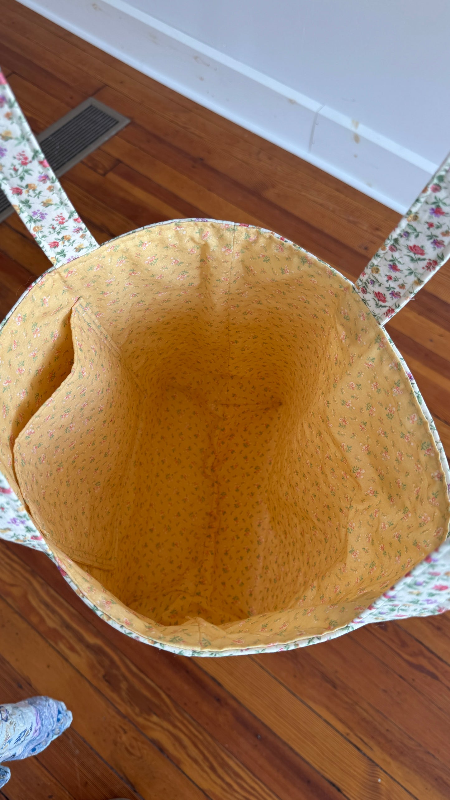 Handmade by Samantha: Tote Bag