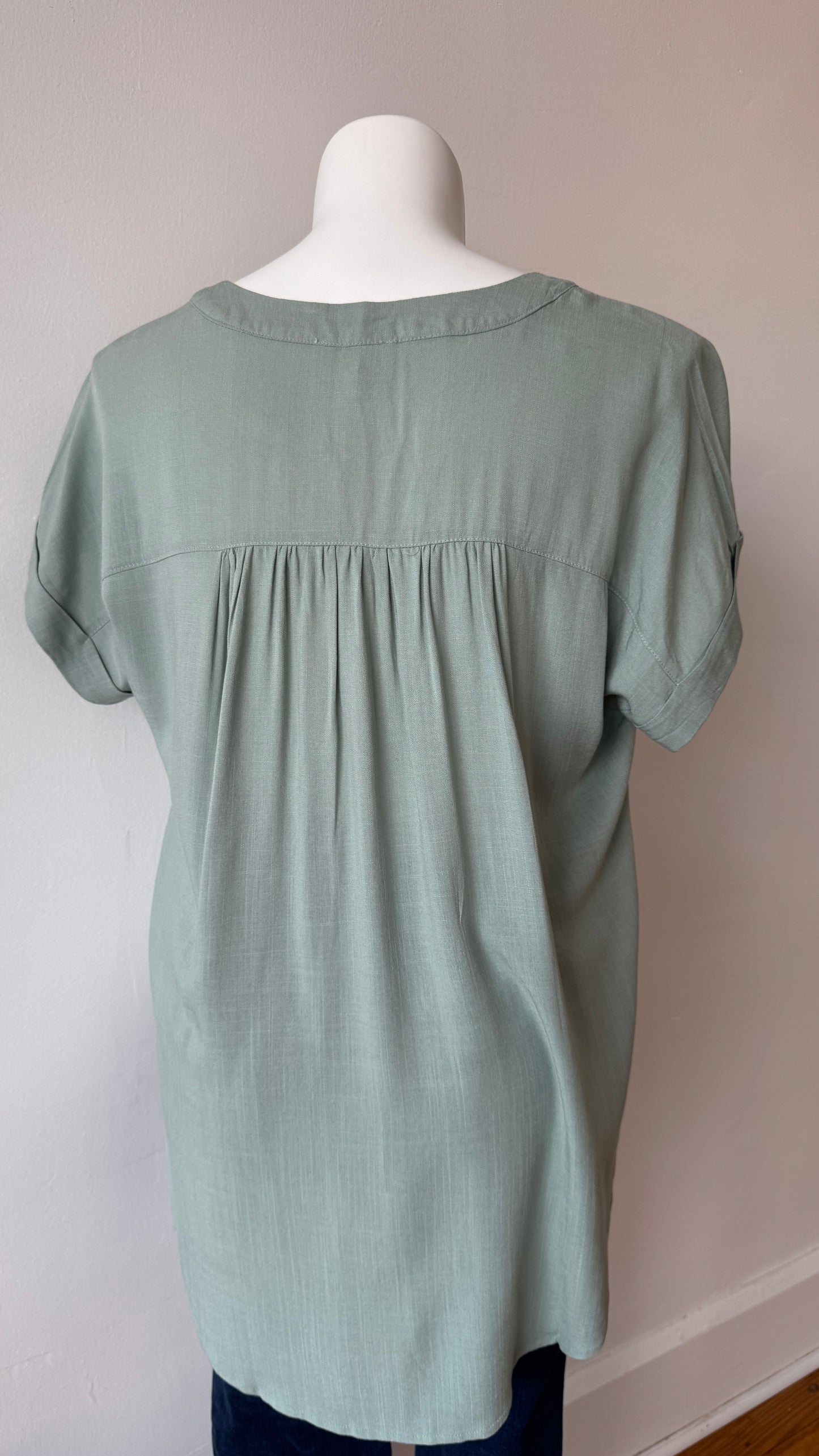 Sage Button Up Top (Small-3XL)