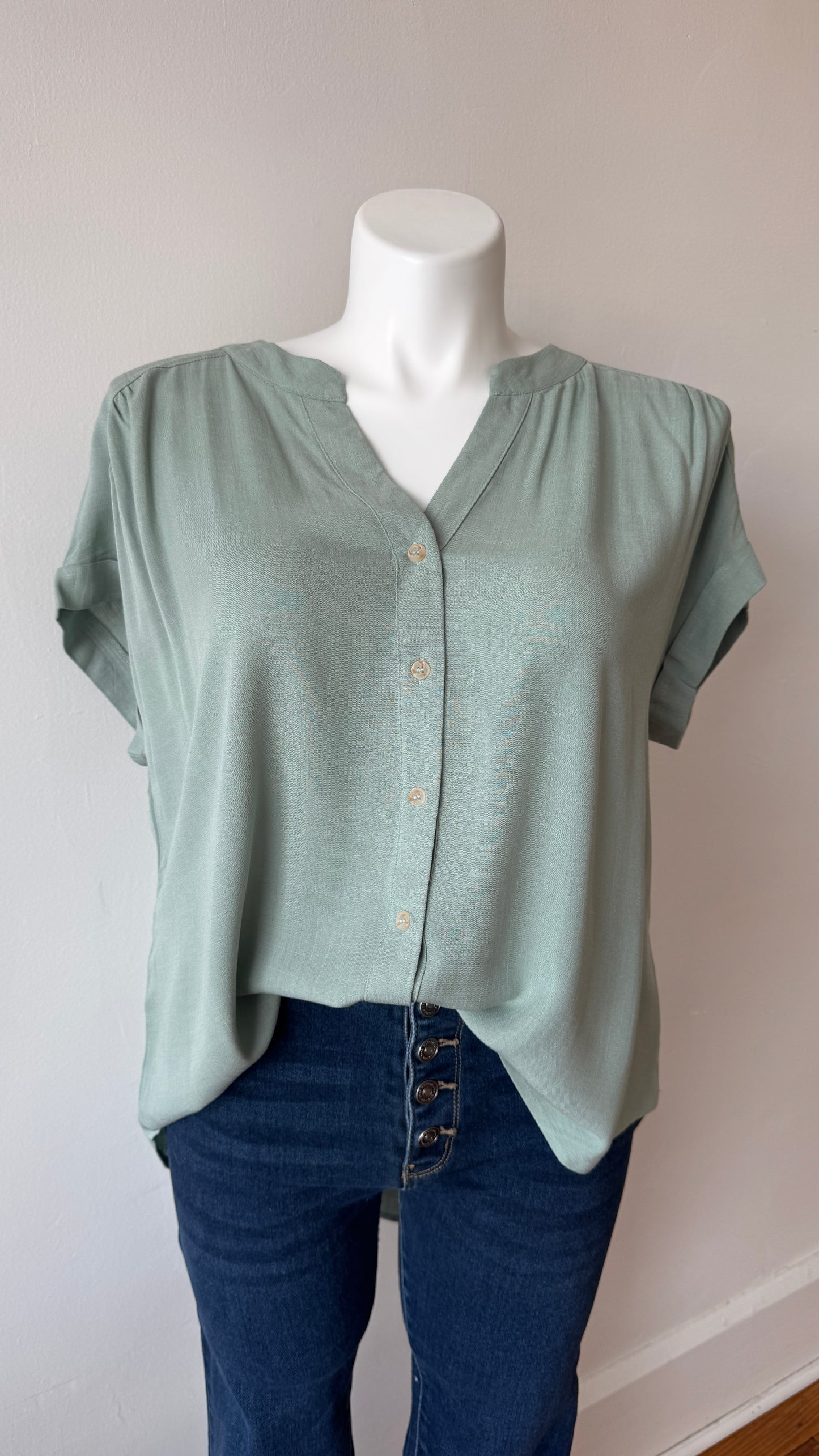 Sage Button Up Top (Small-3XL)