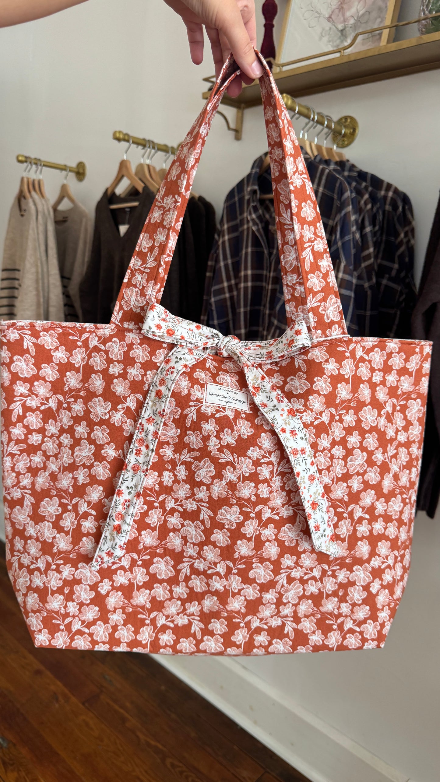 Handmade By Samantha XL Tote Bag: Fall Floral With Bow Tie Closure