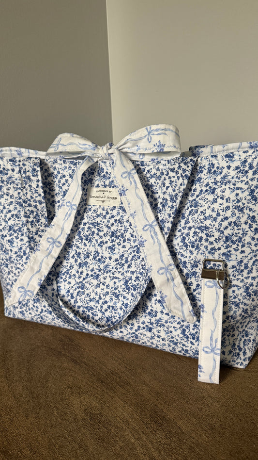 Handmade By Samantha XL Tote Bag: Blue Floral Bows With Bow Tie Closure and Matching Handmade Wristlet Key Ring